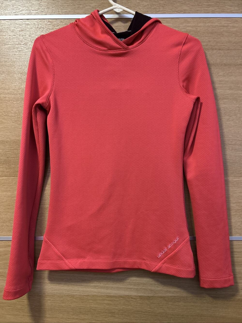 Under Armour Coupe Ajustee ColdGear Pullover Women Sz XS Fitted Pink Thumb Holes